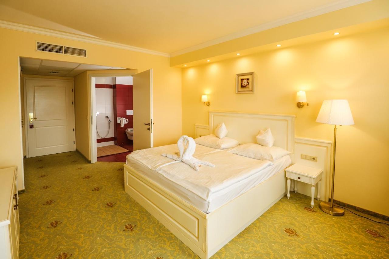 Calimbra Wellness Hotel Superior Miskolc Ngoại thất bức ảnh