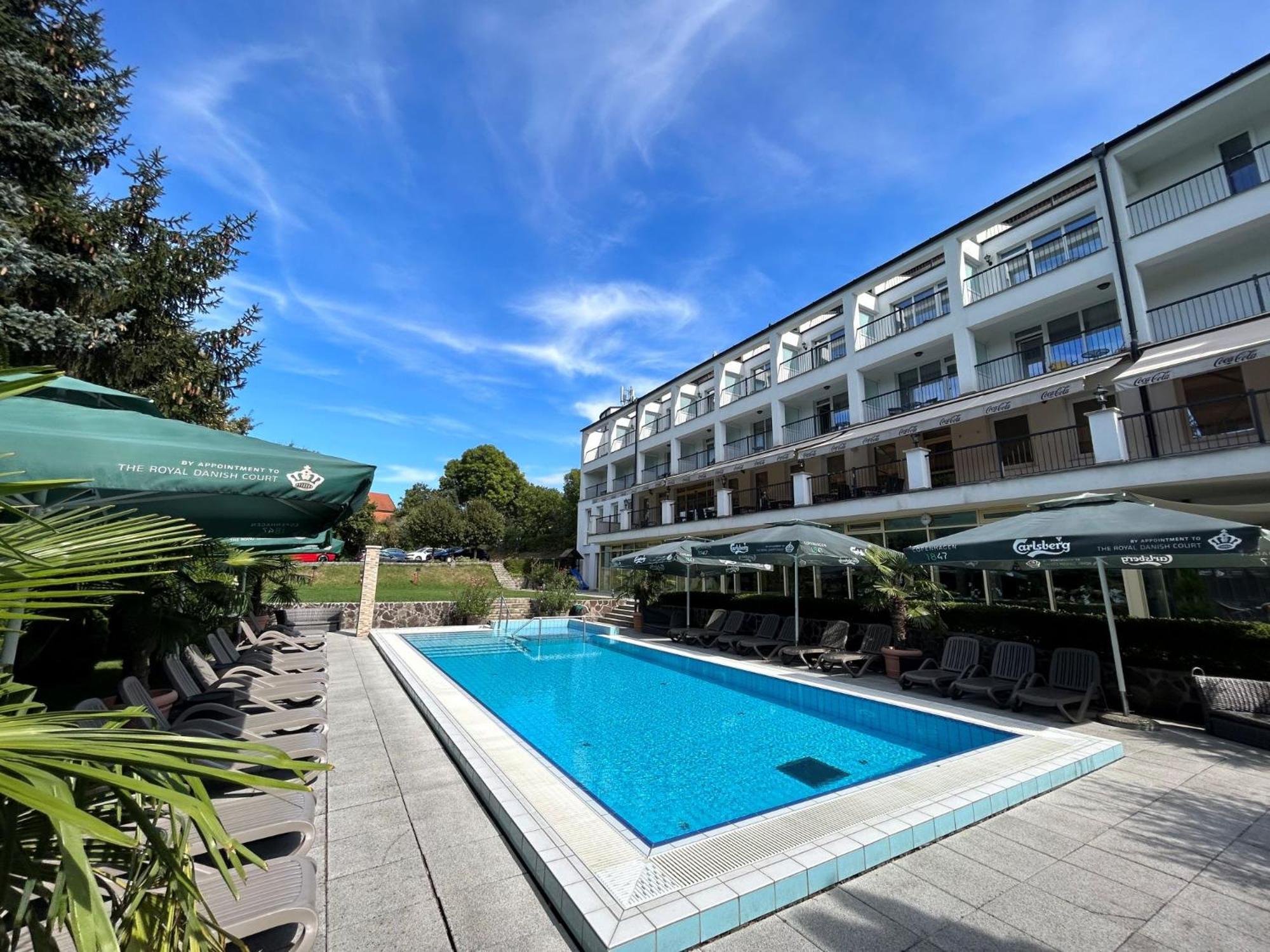Calimbra Wellness Hotel Superior Miskolc Ngoại thất bức ảnh