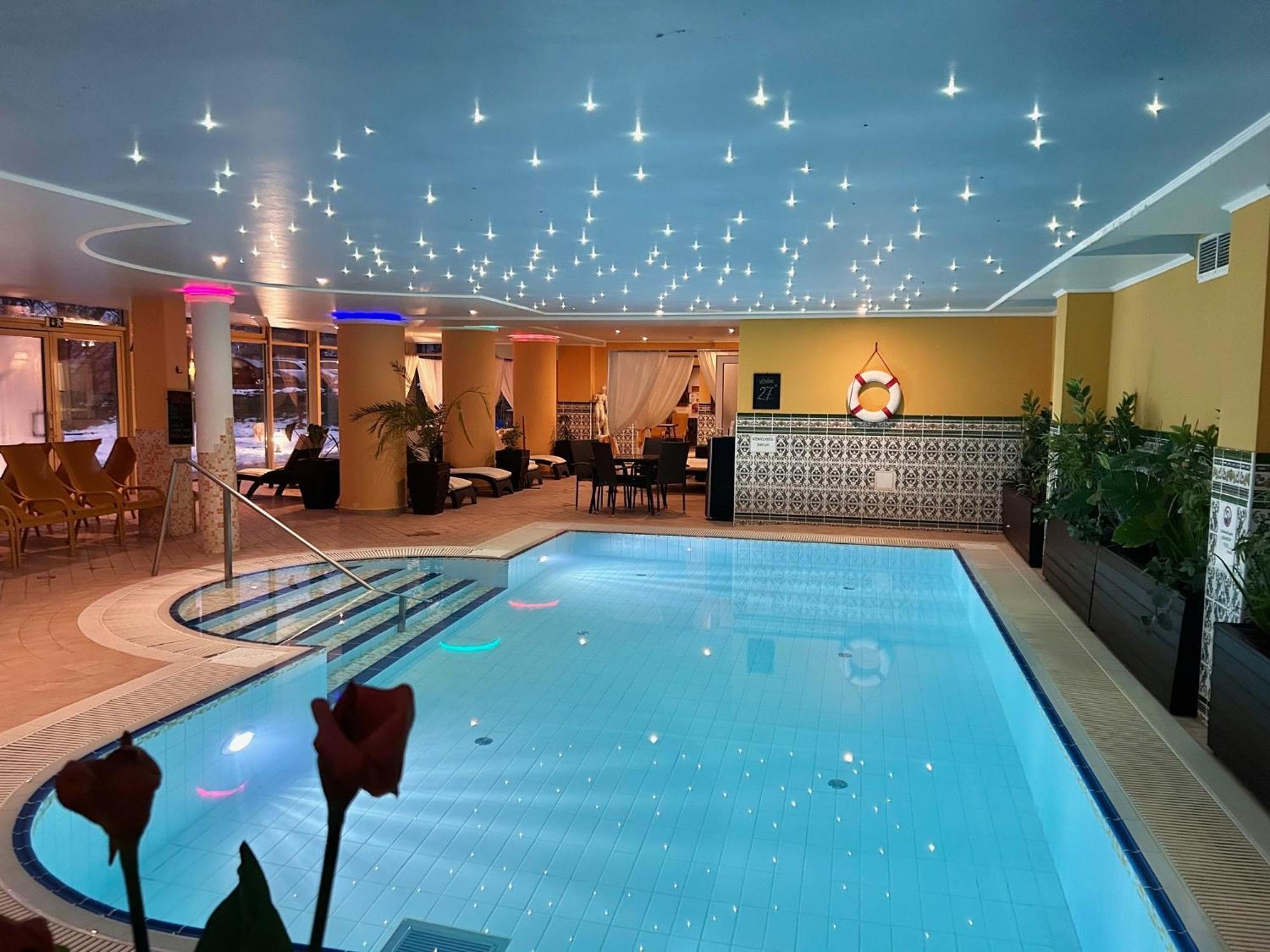 Calimbra Wellness Hotel Superior Miskolc Ngoại thất bức ảnh