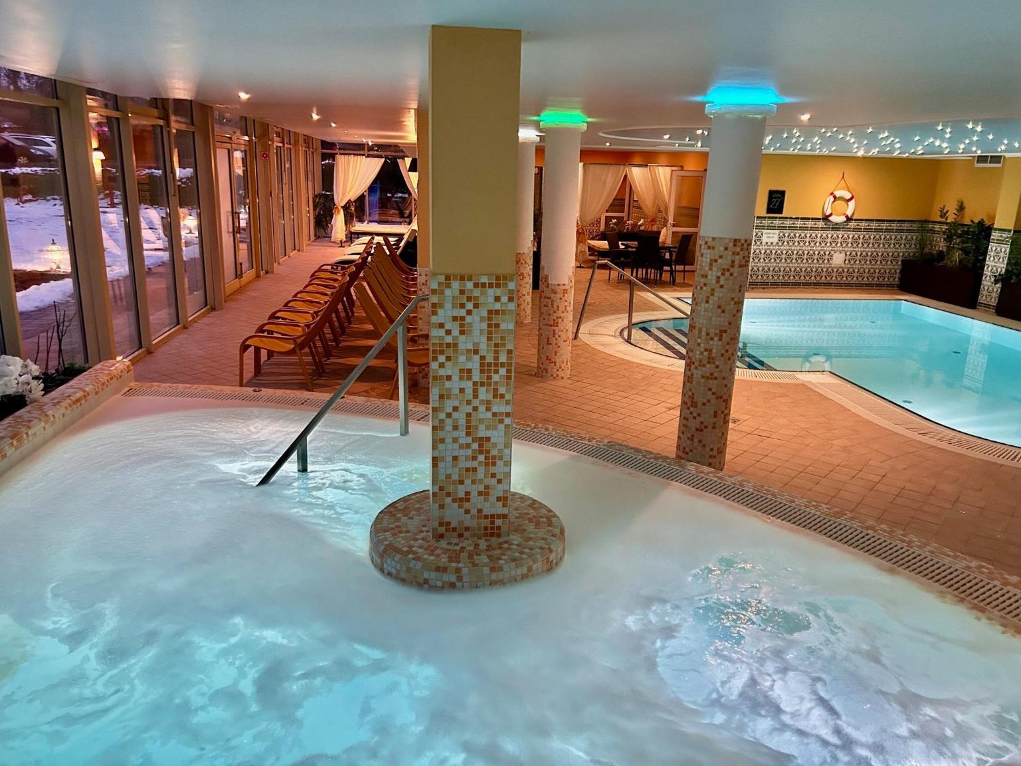Calimbra Wellness Hotel Superior Miskolc Ngoại thất bức ảnh