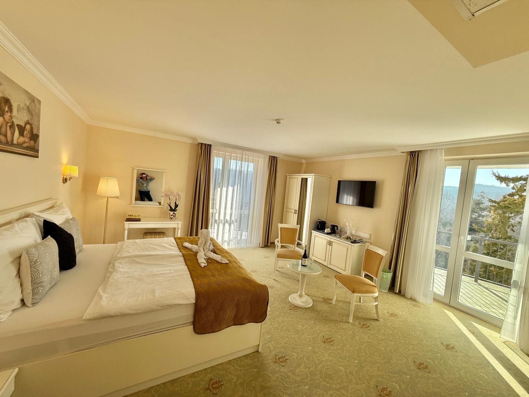 Calimbra Wellness Hotel Superior Miskolc Ngoại thất bức ảnh