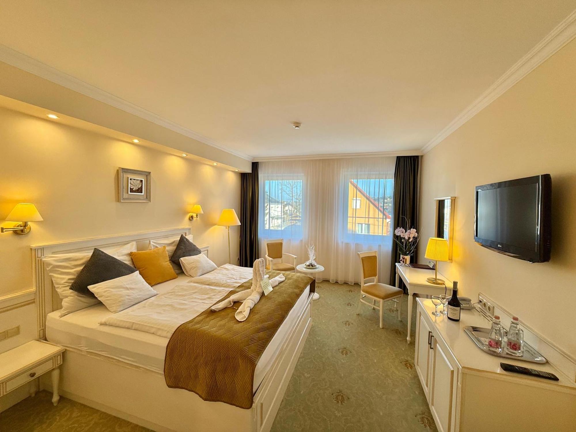 Calimbra Wellness Hotel Superior Miskolc Ngoại thất bức ảnh