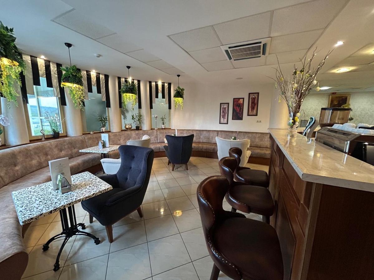Calimbra Wellness Hotel Superior Miskolc Ngoại thất bức ảnh